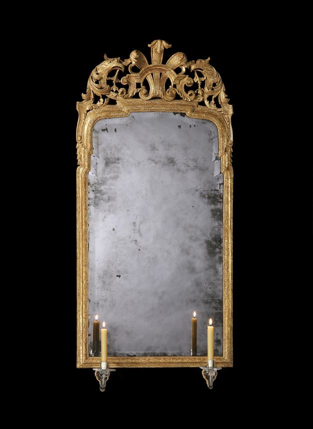A GEORGE I GILTWOOD AND GESSO MIRROR | MasterArt